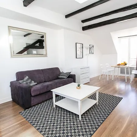 Apartment Upper Marais & - *